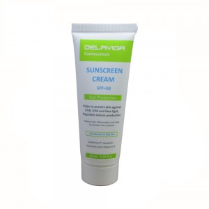 کرم ضد آفتاب با SPF50 مناسب پوست های معمولی تا چرب دلاویگا 40 میل